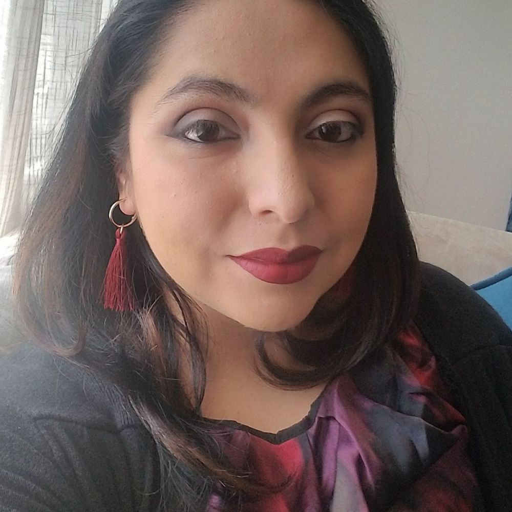 Meet your Posher, Aida